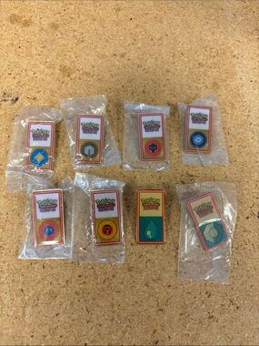 Pokémon League Gym Badge Pin Lot (8) Factory Sealed Rare Set vintage